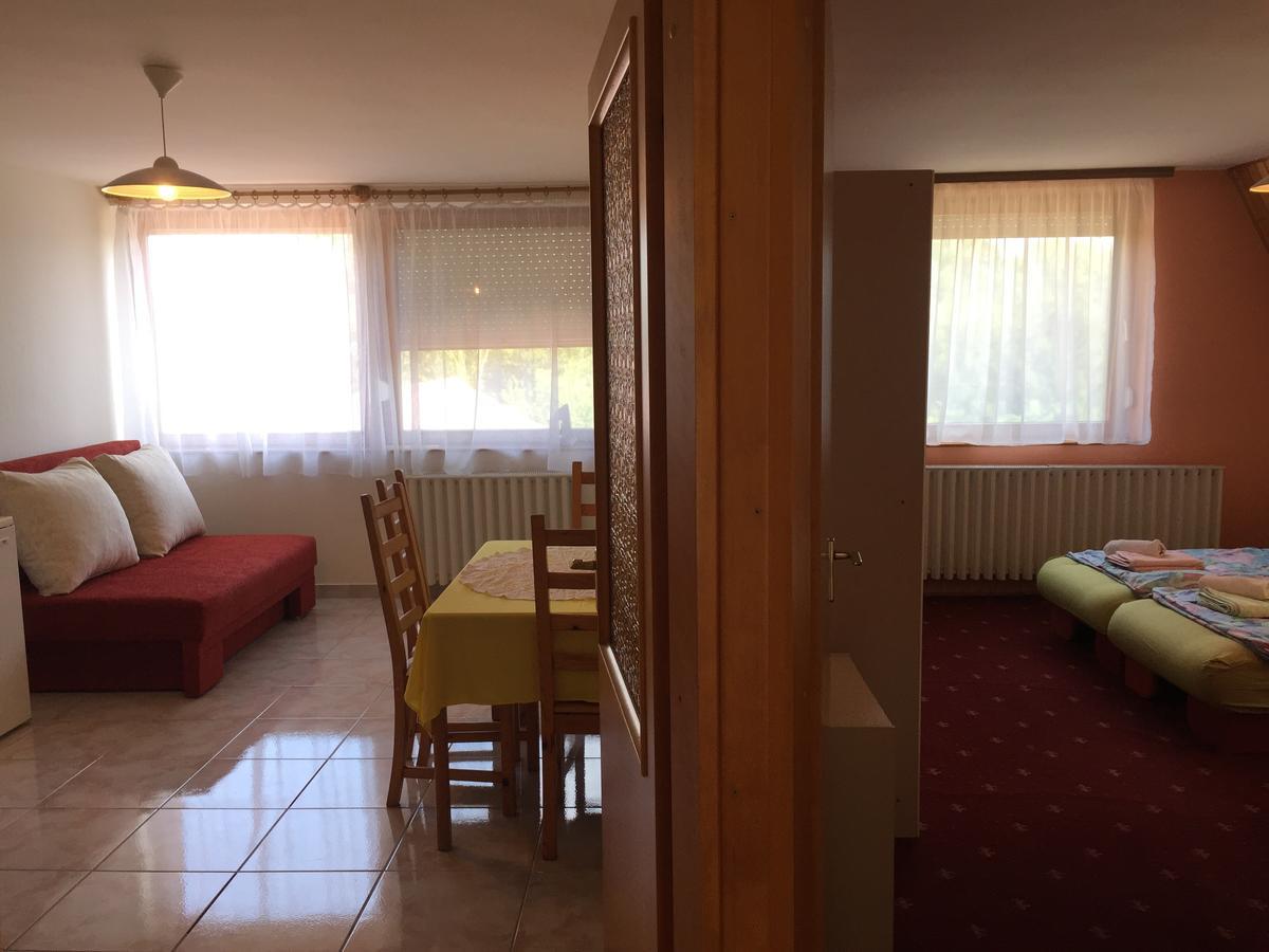 Respect Apartament Hévíz Dış mekan fotoğraf